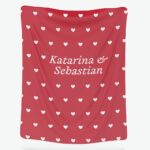 Mala personalizirana deka crvena Love Us in Red