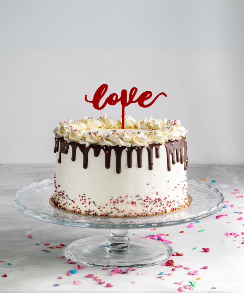 Toper za vjenčanu tortu "Love" - na torti