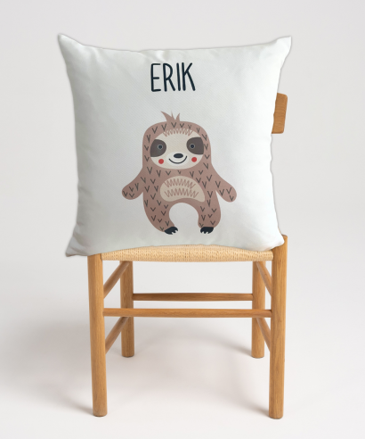 Personalizirani jastuk “Funny animal” - na stolici